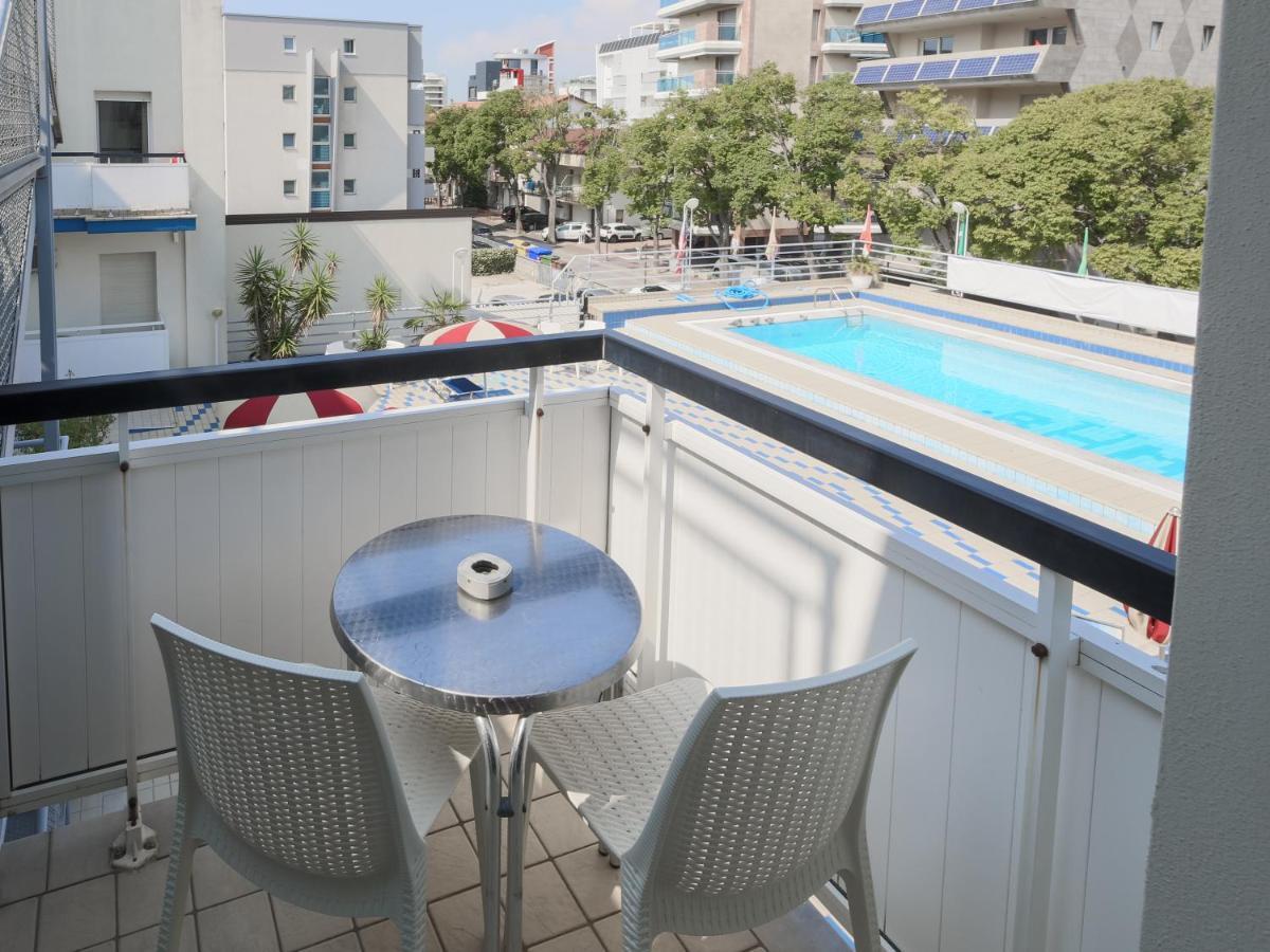 Hotel Blue Marine Lignano Sabbiadoro Luaran gambar