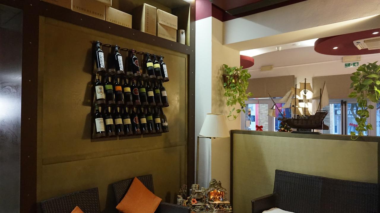 Hotel Blue Marine Lignano Sabbiadoro Luaran gambar