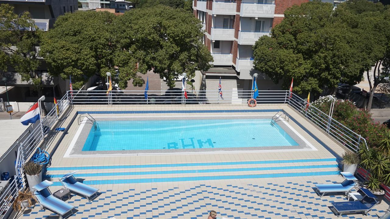 Hotel Blue Marine Lignano Sabbiadoro Luaran gambar